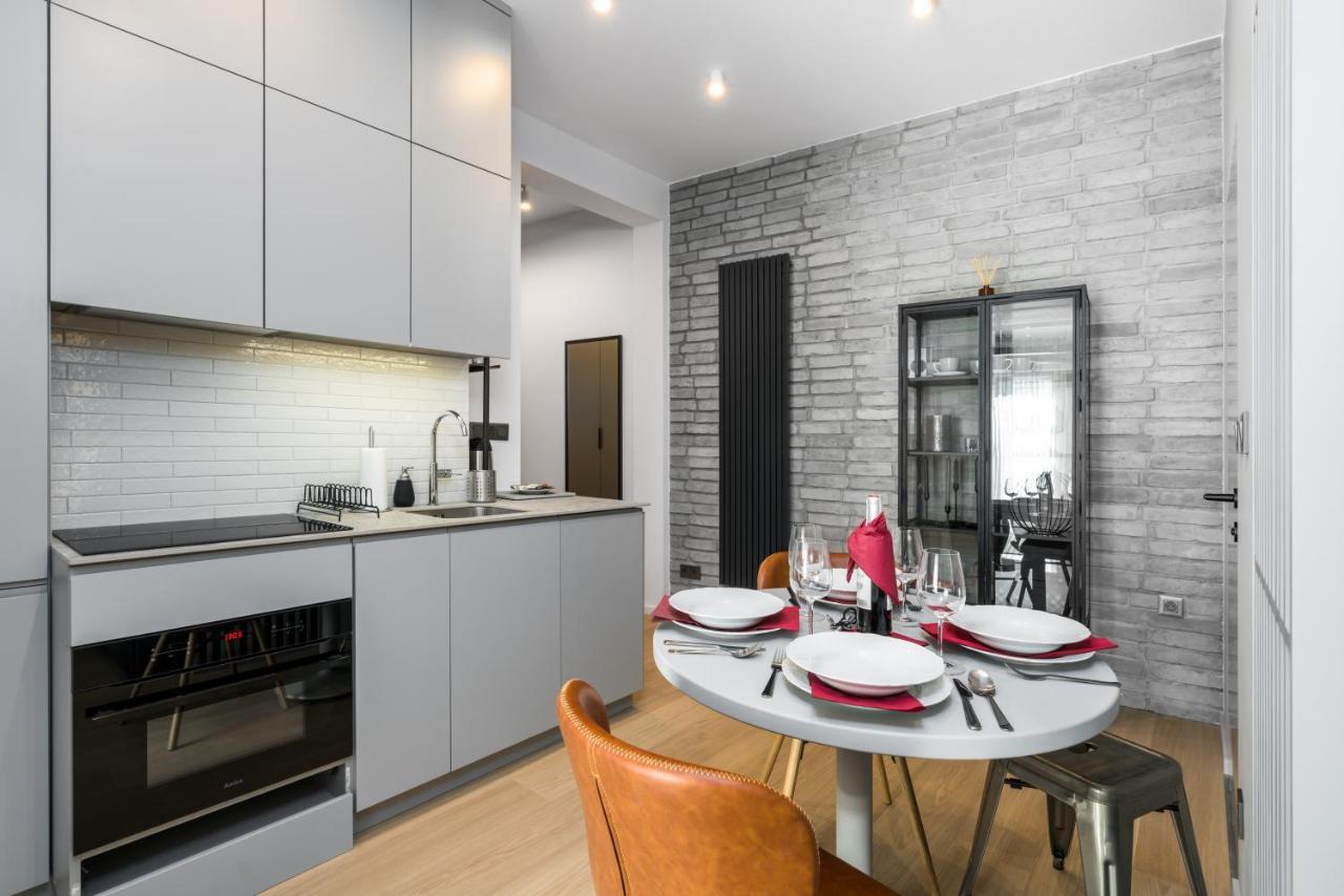 Central Apartments Garbary By Noclegi Renters Poznan Luaran gambar