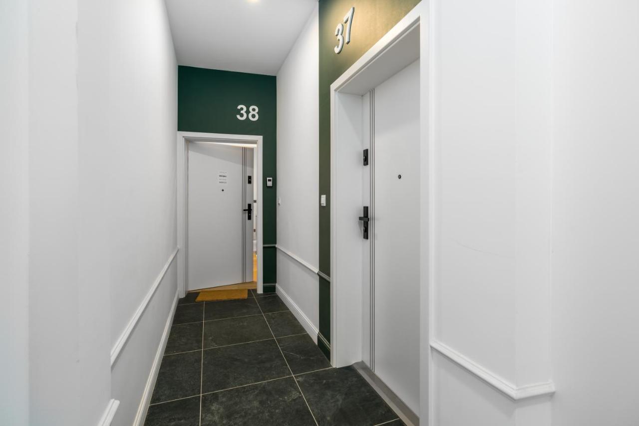 Central Apartments Garbary By Noclegi Renters Poznan Luaran gambar