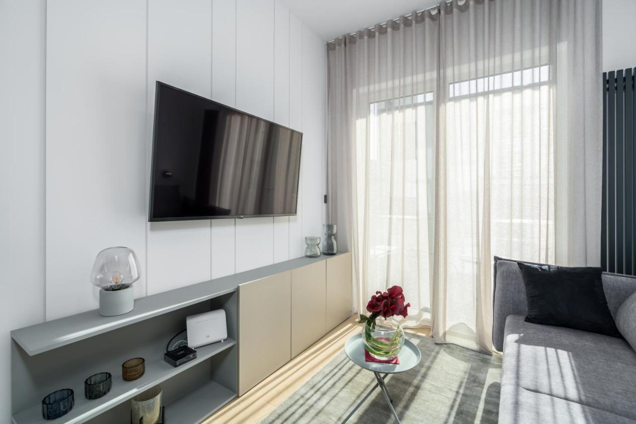 Central Apartments Garbary By Noclegi Renters Poznan Luaran gambar