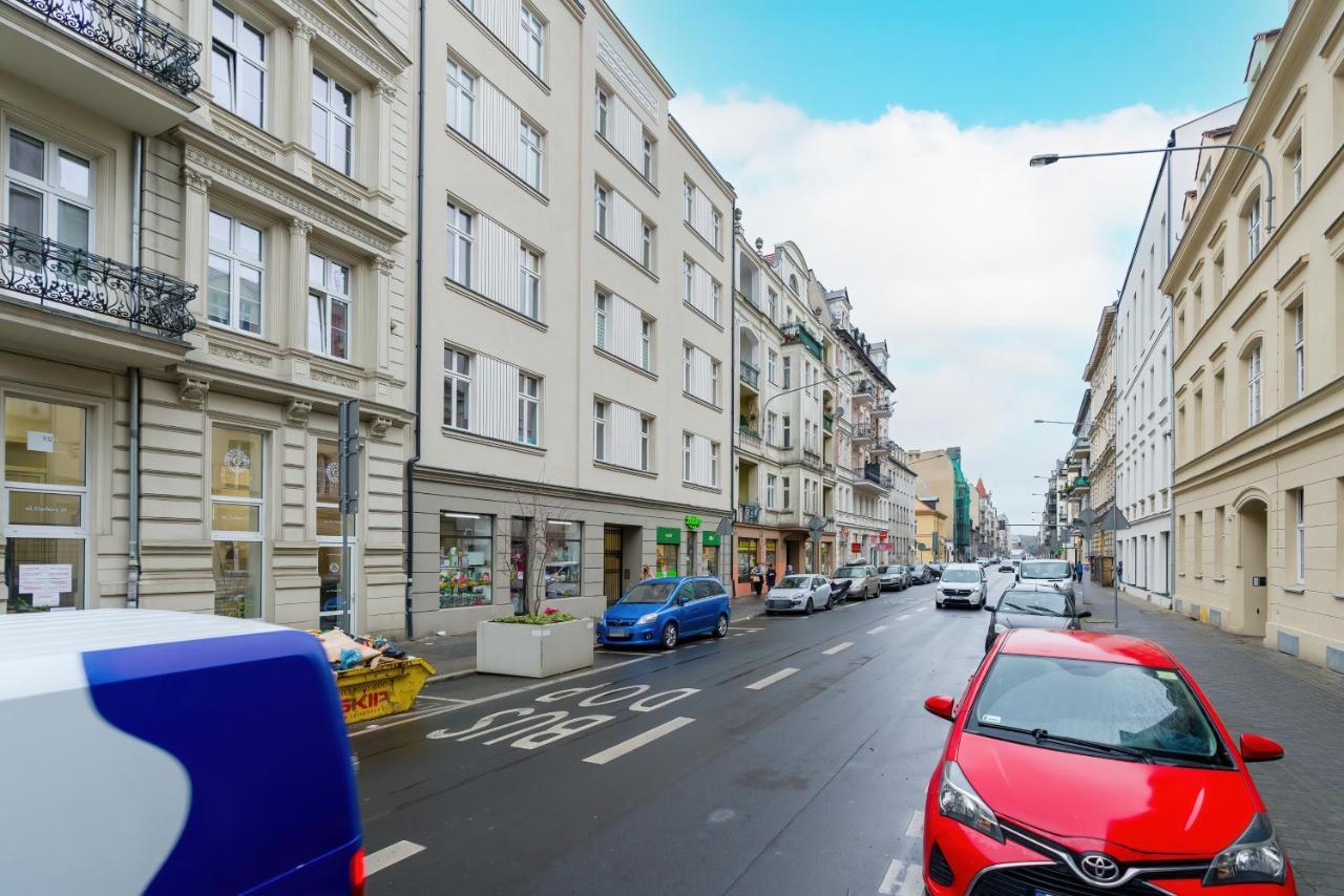 Central Apartments Garbary By Noclegi Renters Poznan Luaran gambar